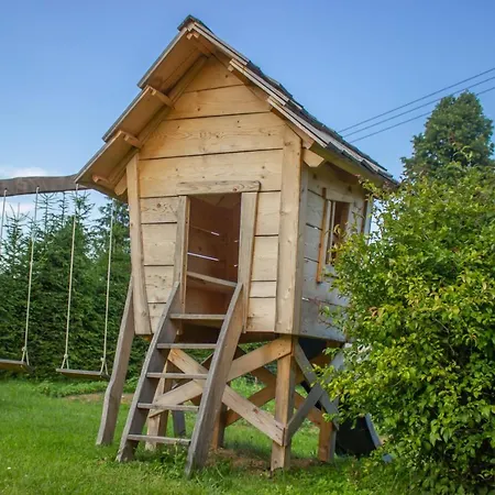 Bee House Maya * Rob