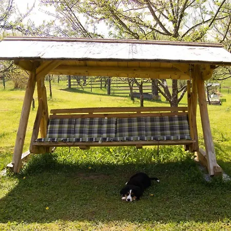 Bee House Maya Gostinjska kuća Rob