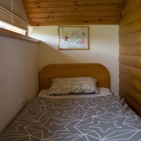 Bee House Maya Guest house *